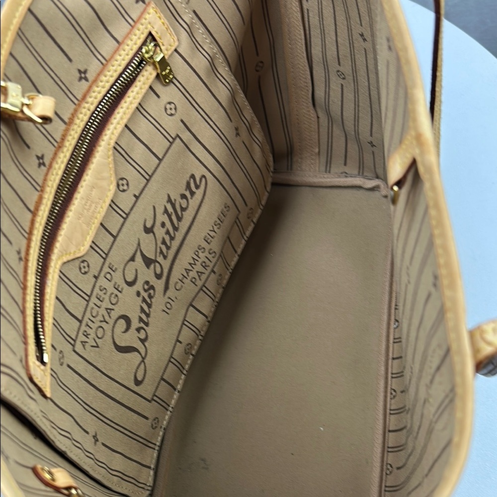Louis Vuitton Monogram Brown Tan Tote with Leather Trim - Picture 15 of 17